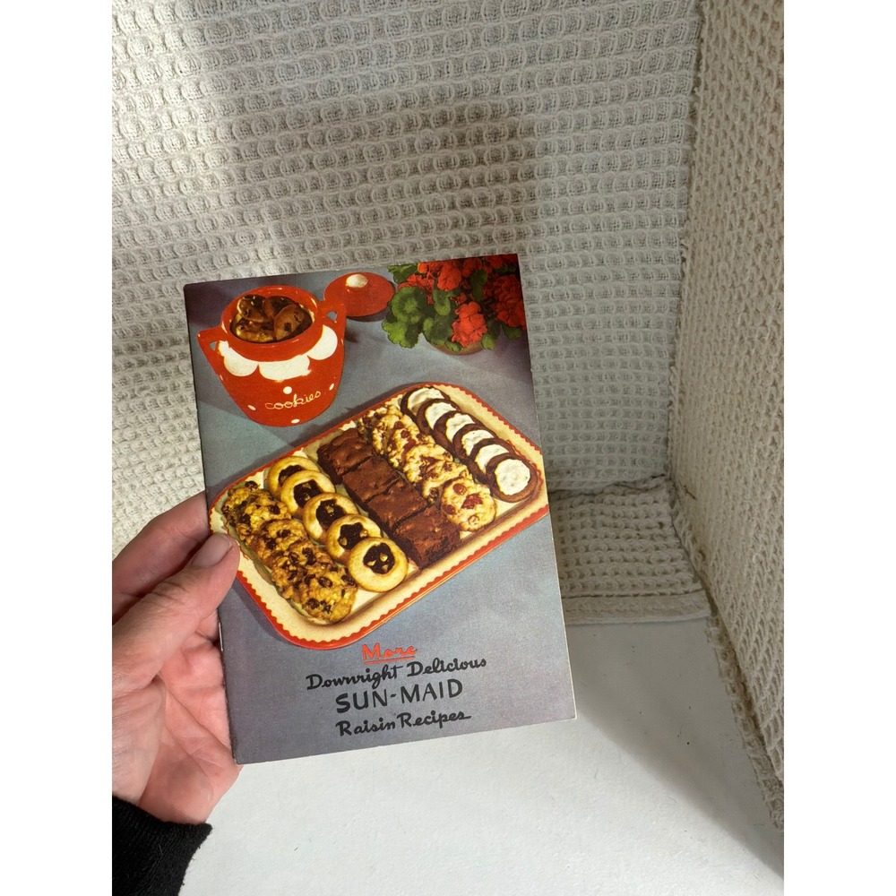 Vintage Sun-Maid Raisin Recipes Booklet More Downright Delicious OS Multi